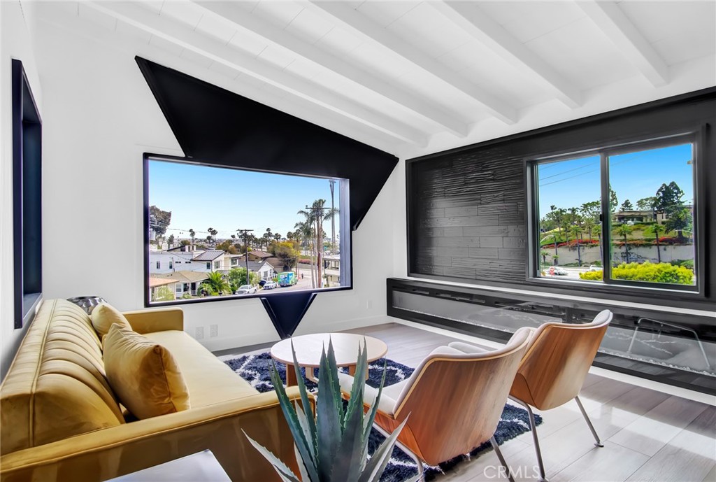 300 Holmwood Drive, Newport Beach CA 92663 - photo 7