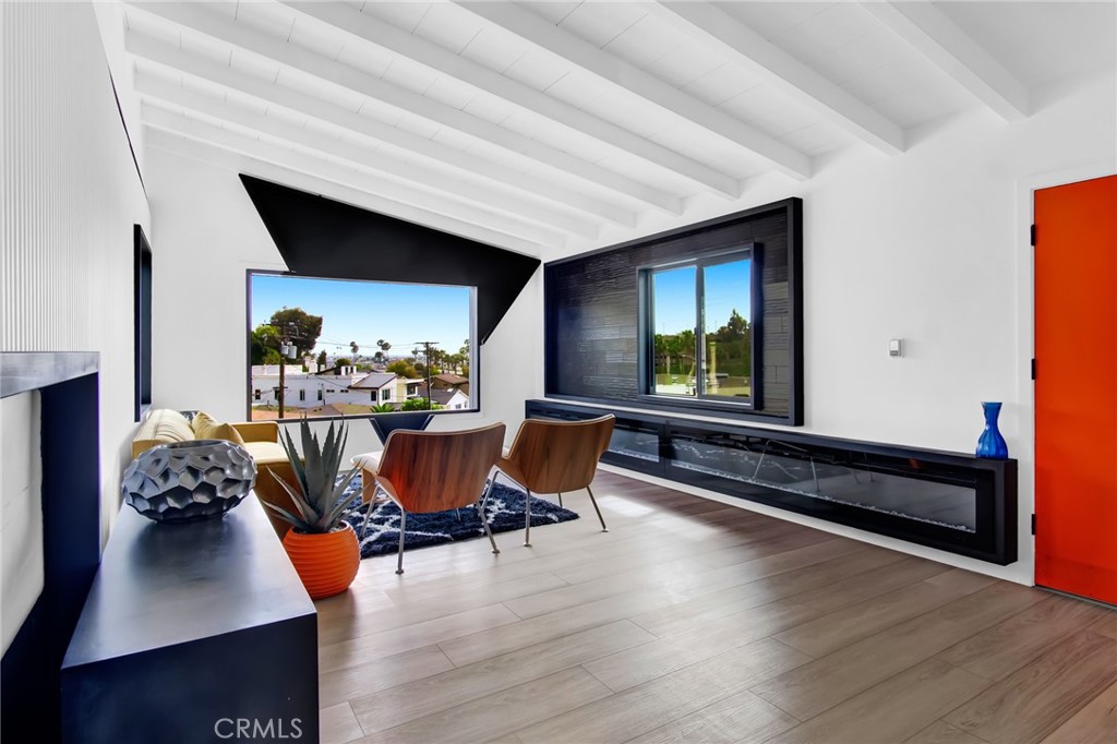 300 Holmwood Drive, Newport Beach CA 92663 - photo 8