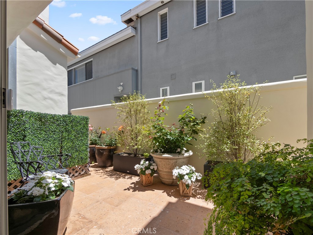 300 S Bay Front, Newport Beach CA 92662 - photo 17