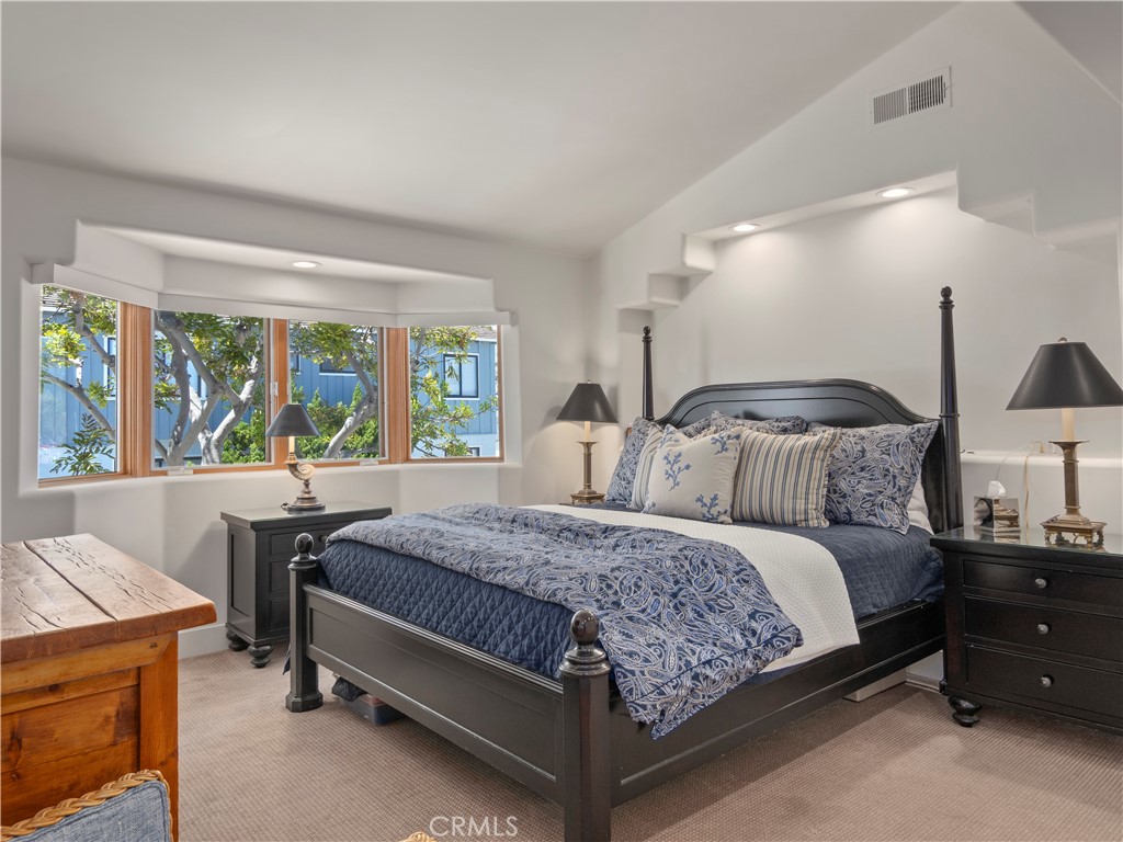 300 S Bay Front, Newport Beach CA 92662 - photo 20