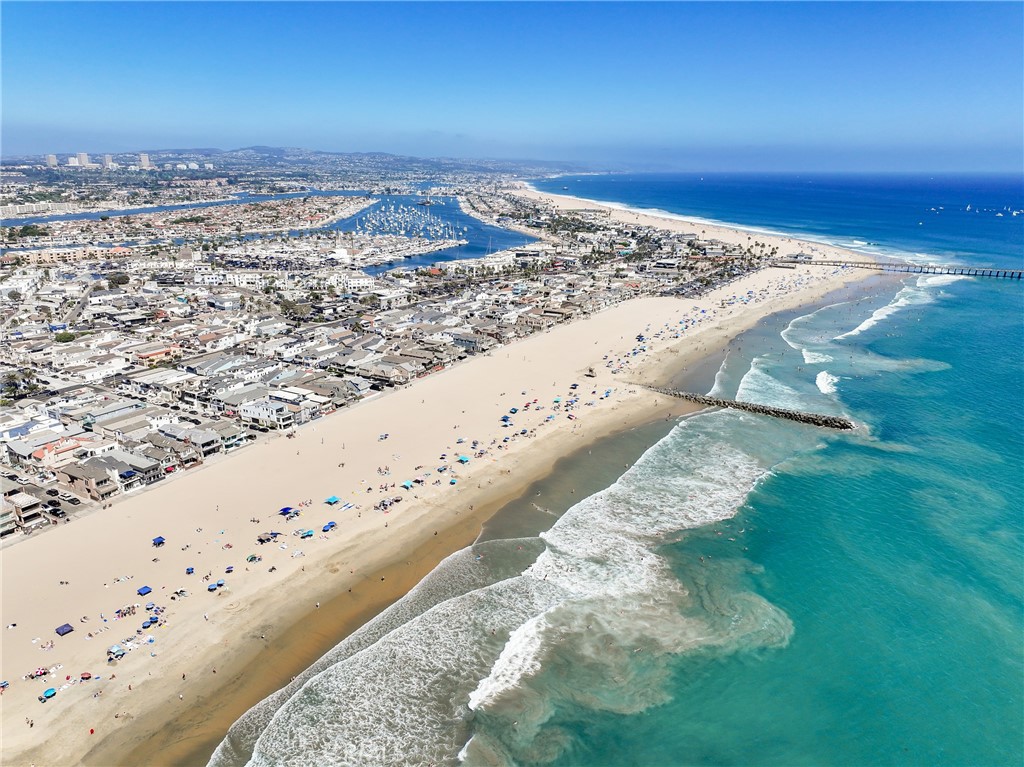 3010 W Oceanfront Upper "B", Newport Beach CA 92663 - photo 6