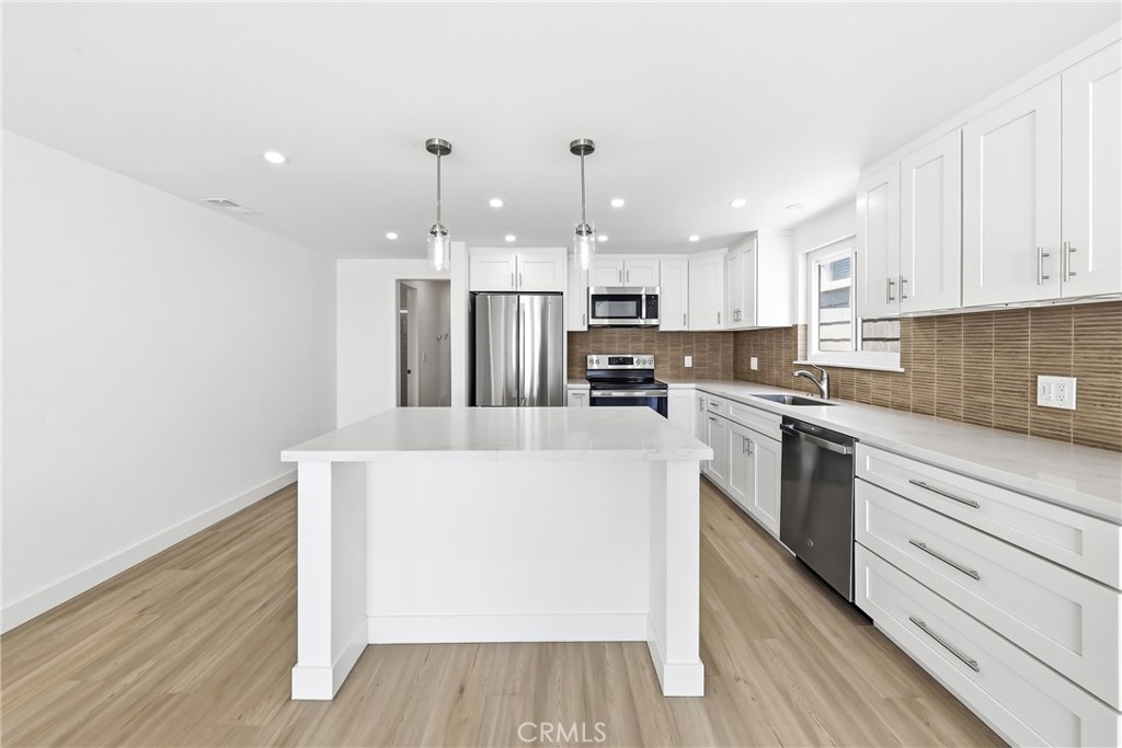 3010 W Oceanfront Upper "B", Newport Beach CA 92663 - photo 16