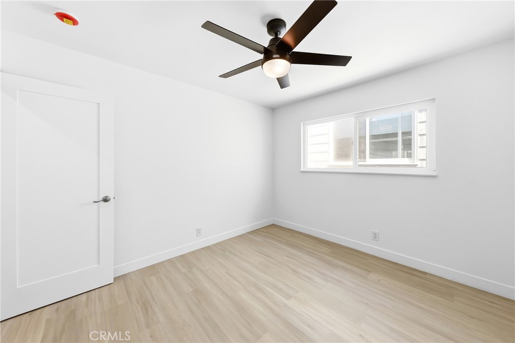 3010 W Oceanfront Upper "B", Newport Beach CA 92663 - photo 23