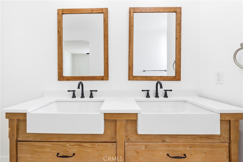 3010 W Oceanfront Upper "B", Newport Beach CA 92663 - photo 28