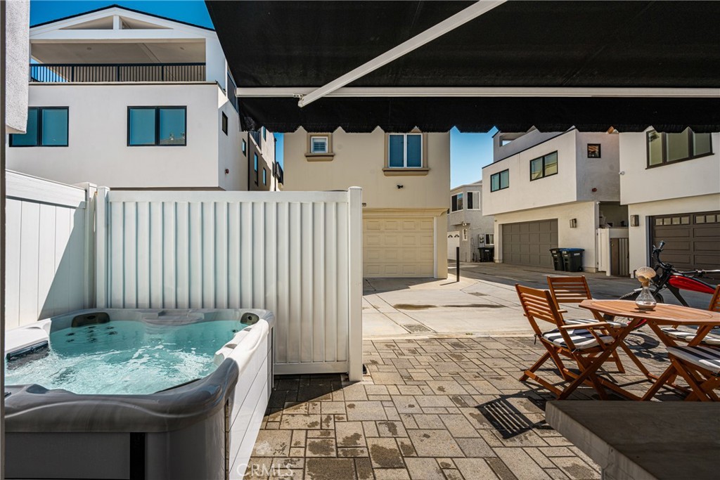 306 Alvarado Place, Newport Beach CA 92661 - photo 9