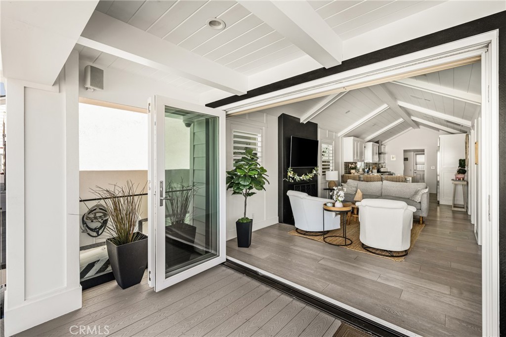 306 Alvarado Place, Newport Beach CA 92661 - photo 15