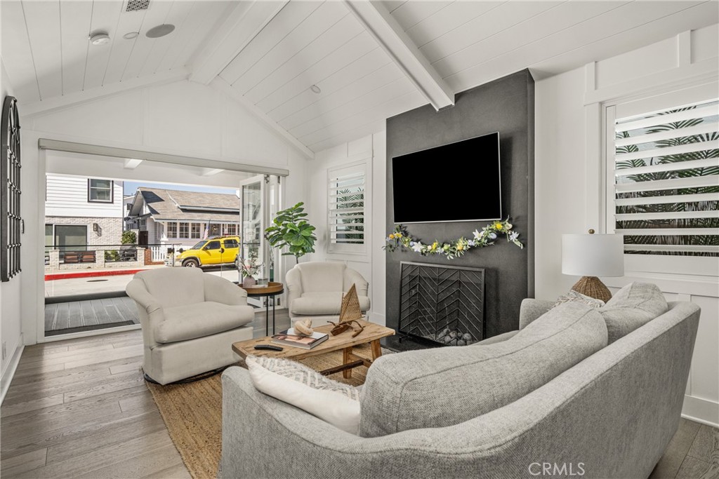 306 Alvarado Place, Newport Beach CA 92661 - photo 19