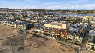 306 E Oceanfront, Newport Beach