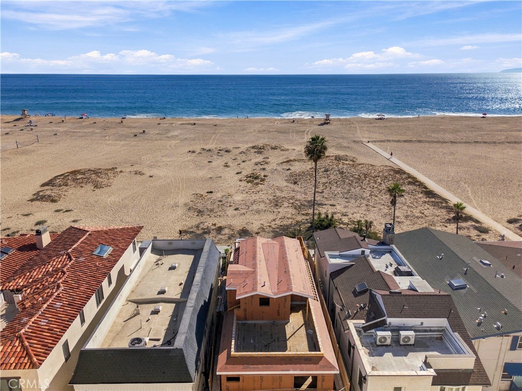 306 E Oceanfront Site - 306 E Oceanfront, Newport Beach CA 92661 - photo 16