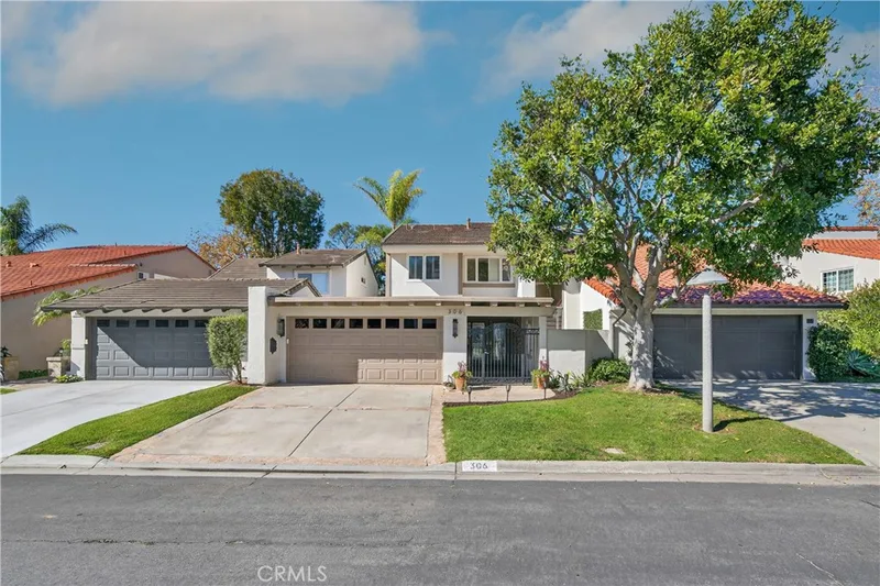 306 Vista Trucha, Newport Beach, CA 92660