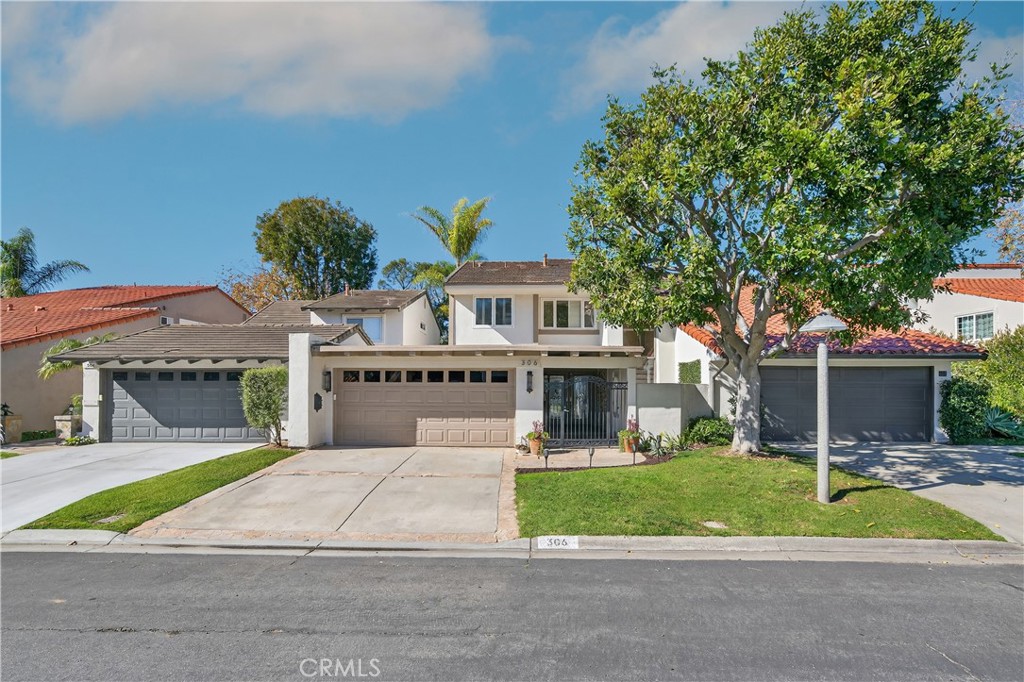 306 Vista Trucha, Newport Beach CA 92660 - photo 1