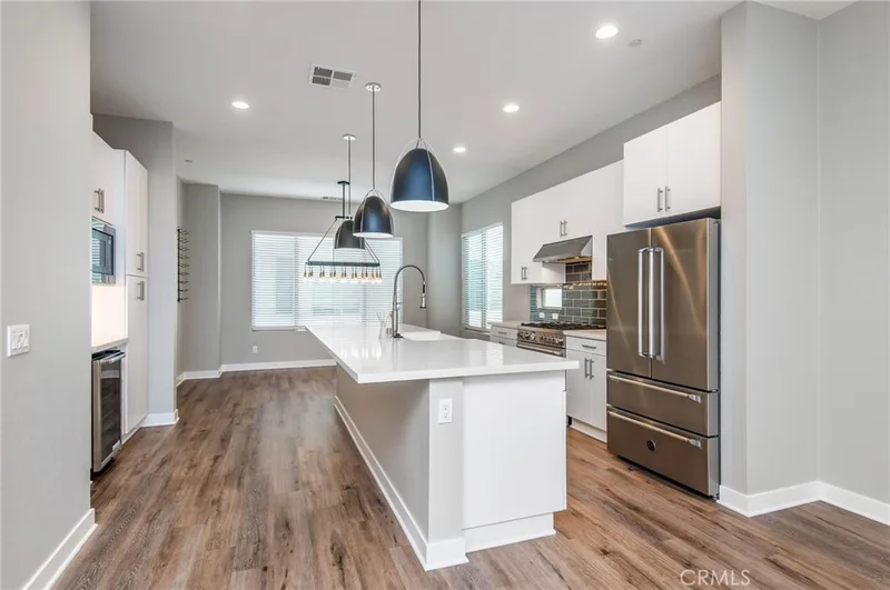 31 Ebb Tide Circle, Newport Beach, CA 92663