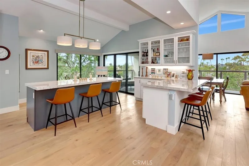31 Ocean 27, Newport Beach