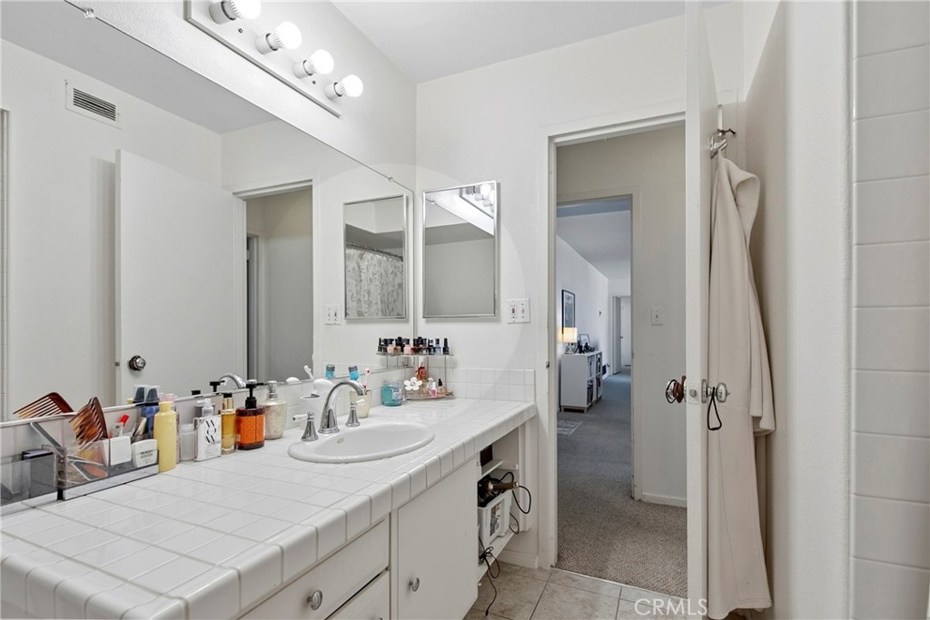 Second bath - 310 Fernando Street 208, Newport Beach CA 92661 - photo 18