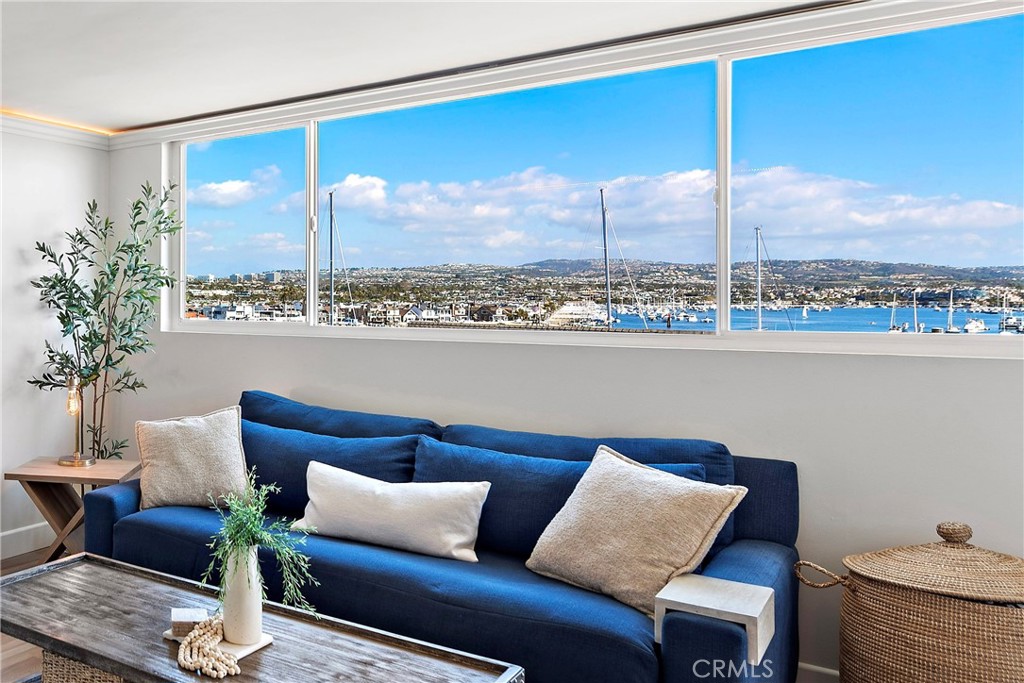Welcome to your dream coastal retreat - 310 Fernando Street 303, Newport Beach CA 92661 - photo 1