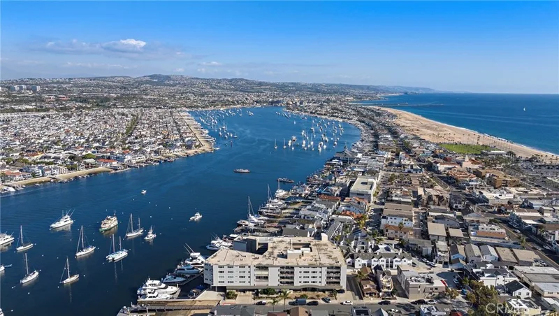 310 Fernando Street 410, Newport Beach, CA 92661