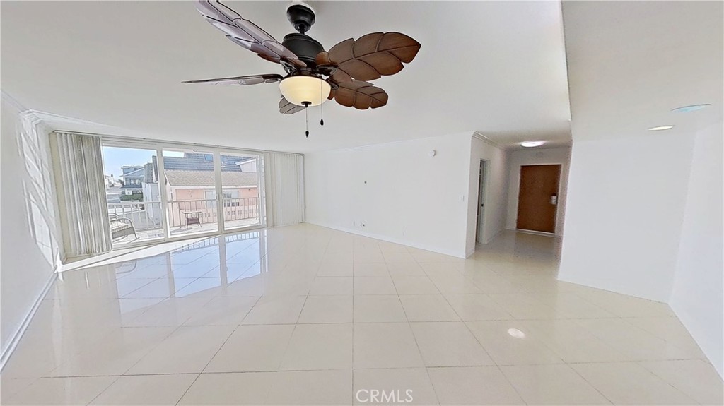 310 Fernando Street Street 105, Newport Beach CA 92661 - photo 1