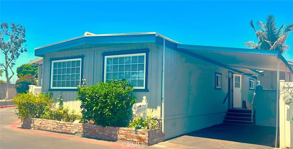 311 Concord Lane, Newport Beach CA 92660 - photo 2