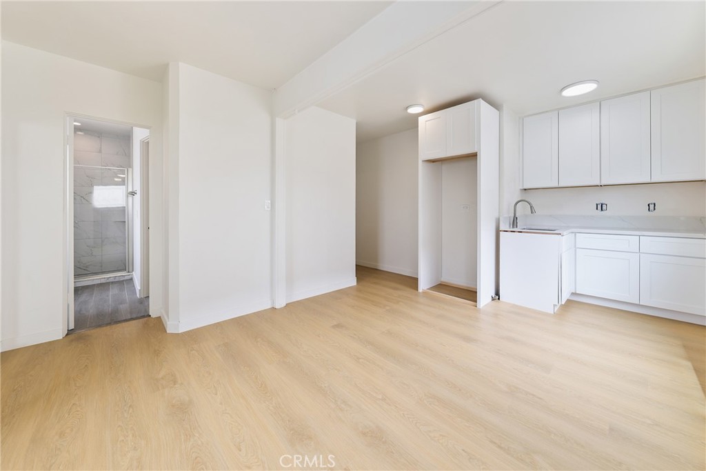 311 E Edgewater B, Newport Beach CA 92661 - photo 6