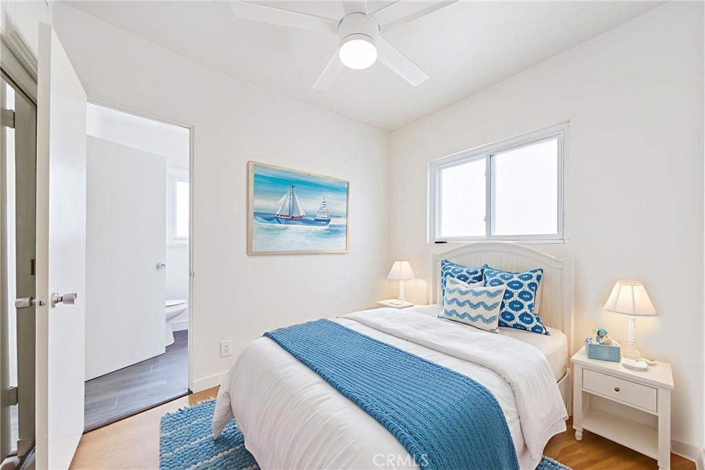 Virtually staged bedroom - 311 E Edgewater B, Newport Beach CA 92661 - photo 17