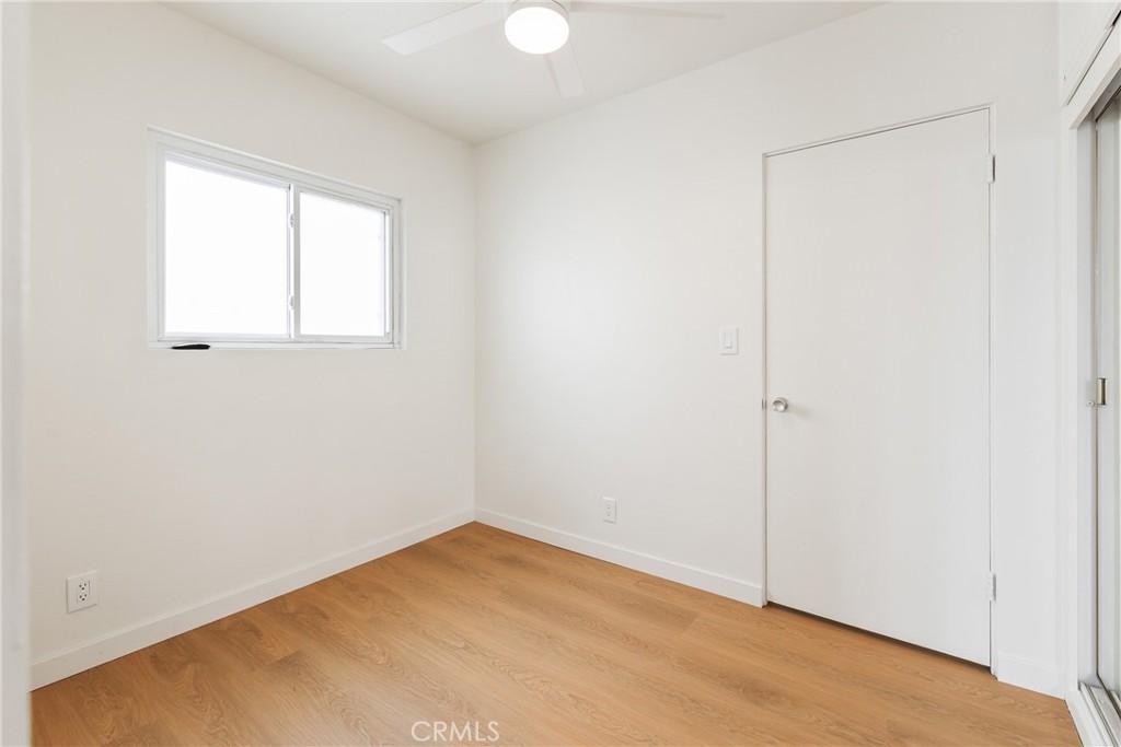 311 E Edgewater B, Newport Beach CA 92661 - photo 19