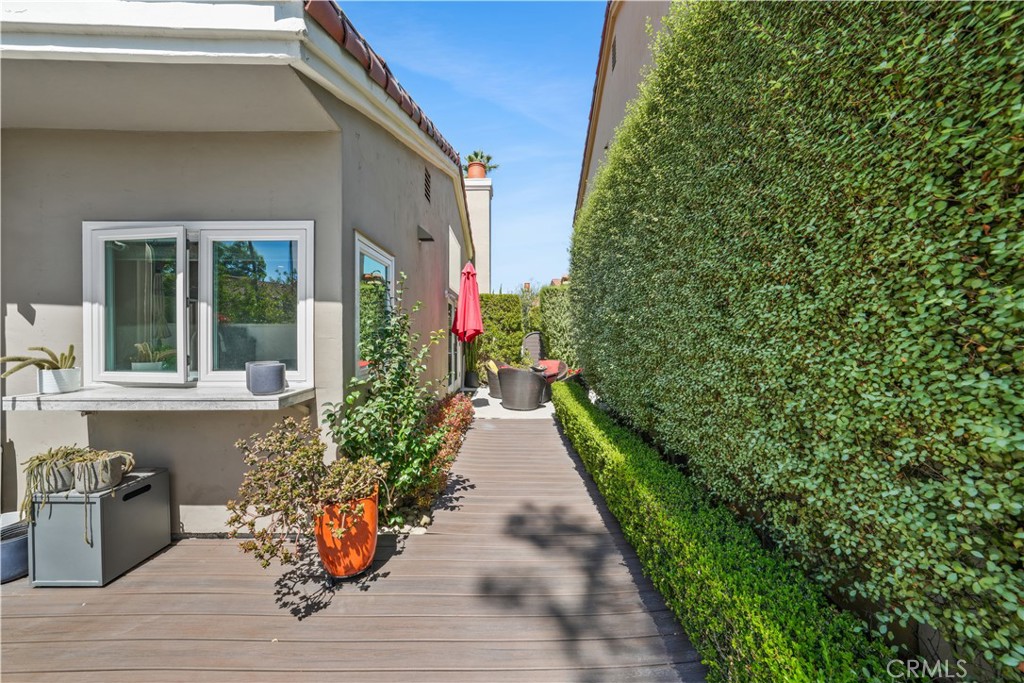 3112 Corte Hermosa, Newport Beach CA 92660 - photo 31