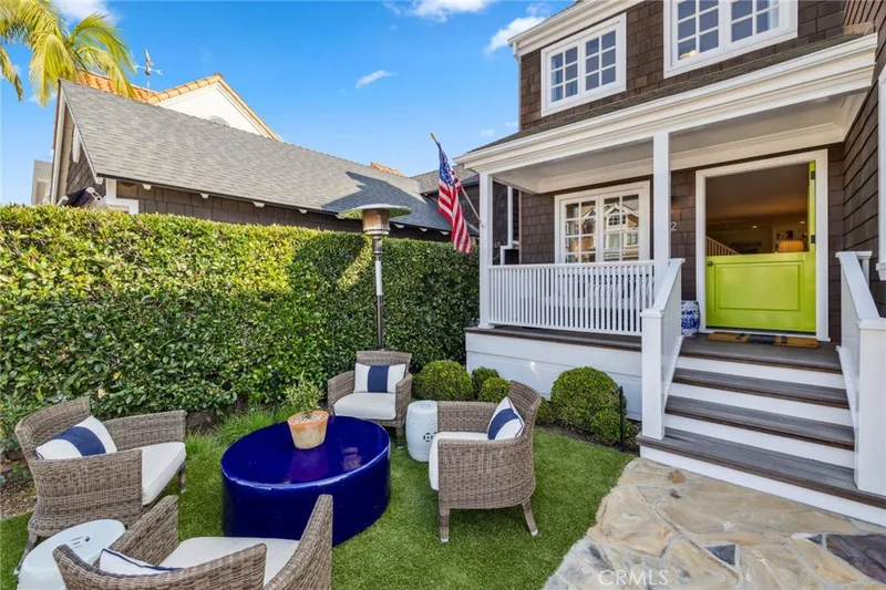 312 RUBY AVENUE, Newport Beach