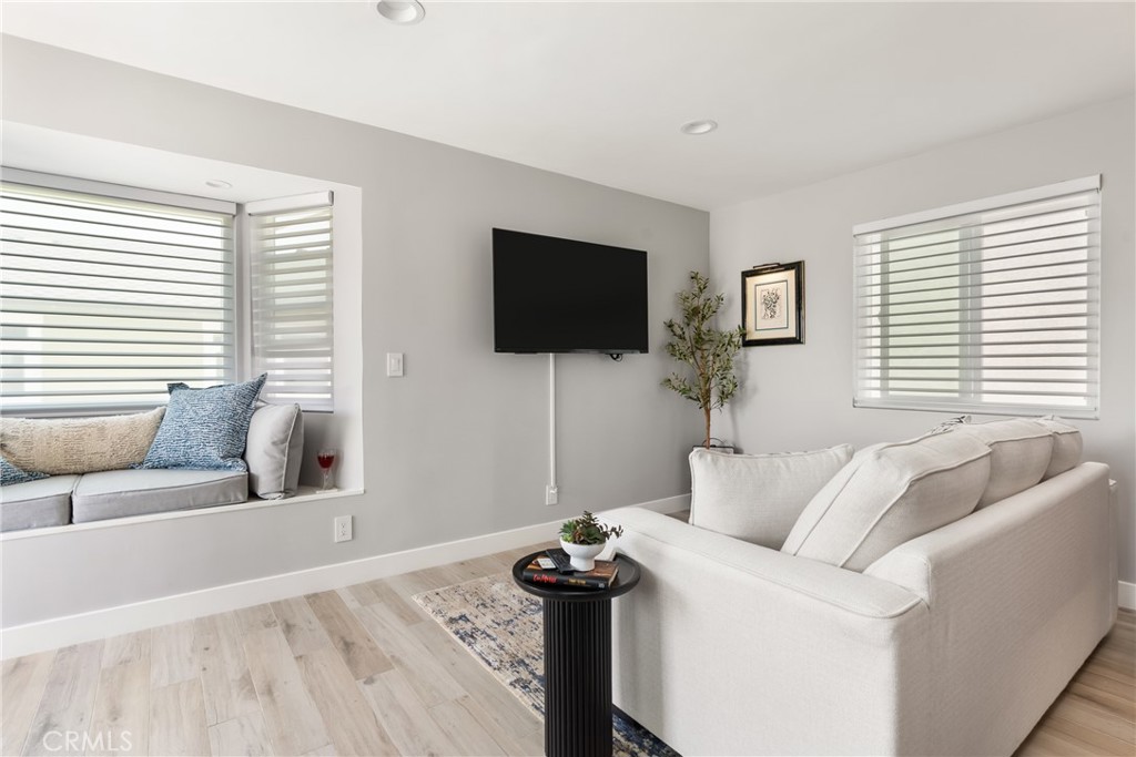 313 Alvarado, Newport Beach CA 92661 - photo 6