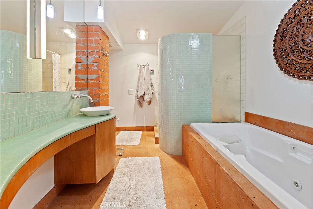 314 Avenida Cumbre, Newport Beach CA 92660 - photo 3