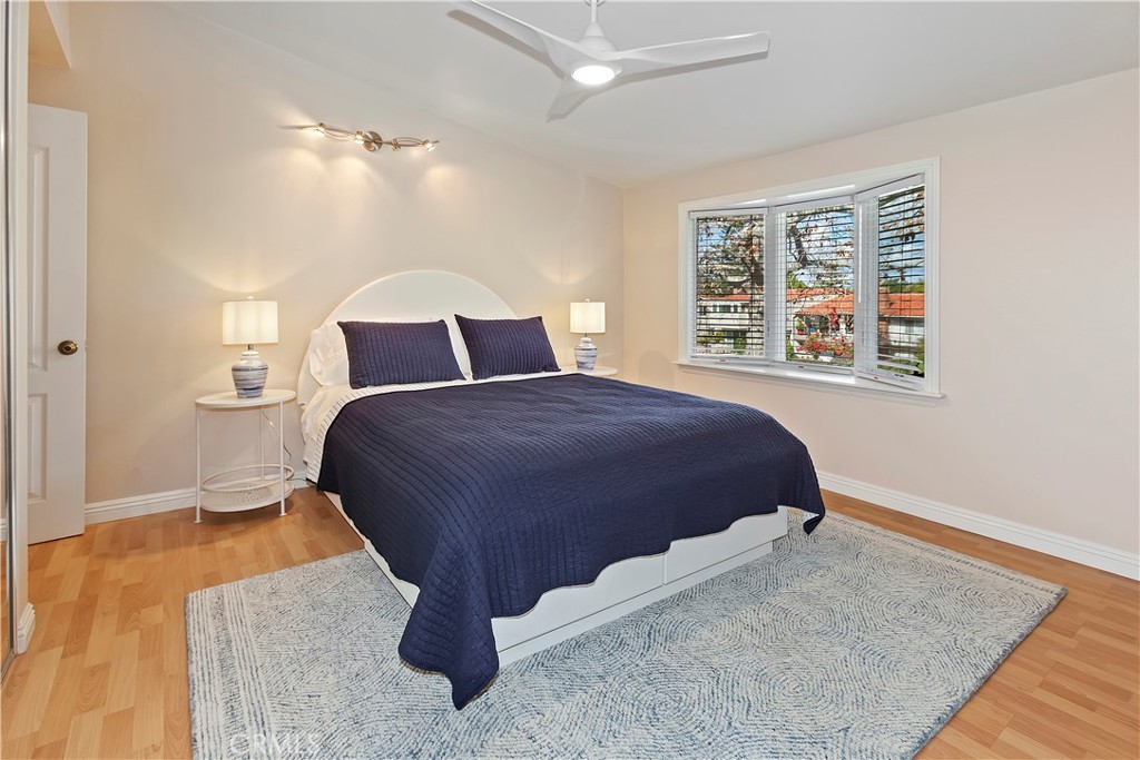 314 Avenida Cumbre, Newport Beach CA 92660 - photo 4