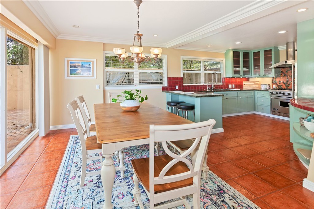 314 Avenida Cumbre, Newport Beach CA 92660 - photo 10