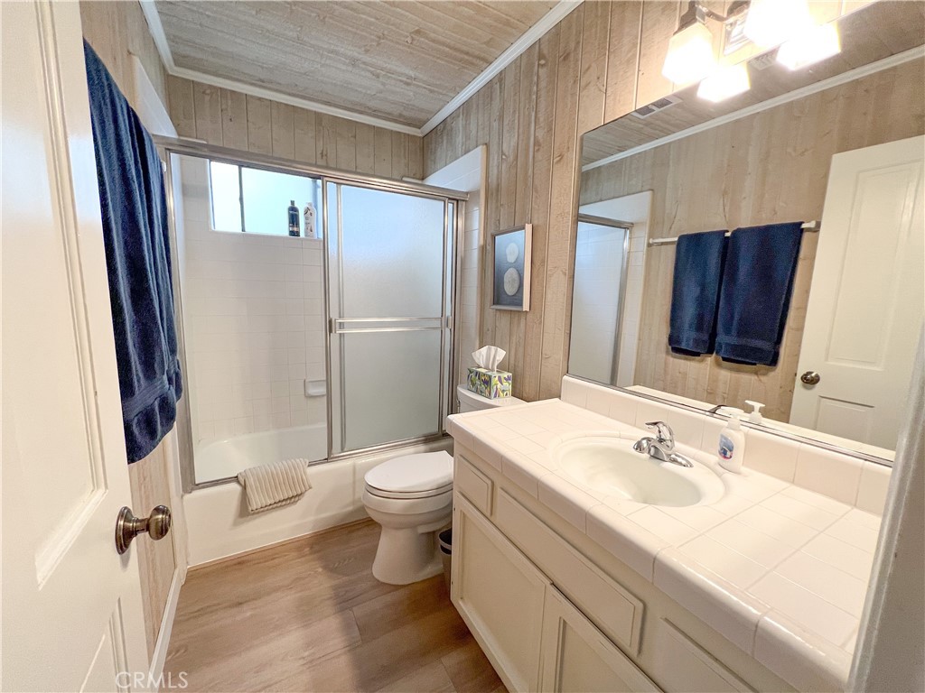 315 1/2 Diamond Avenue, Newport Beach CA 92662 - photo 2