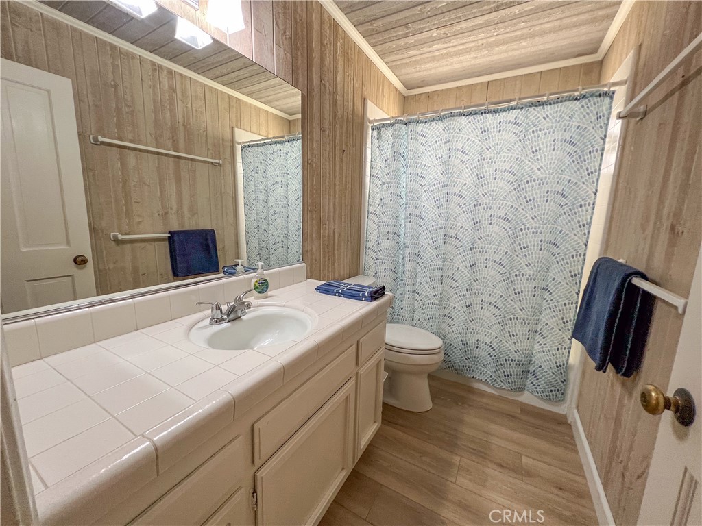 315 Diamond Avenue, Newport Beach CA 92662 - photo 10
