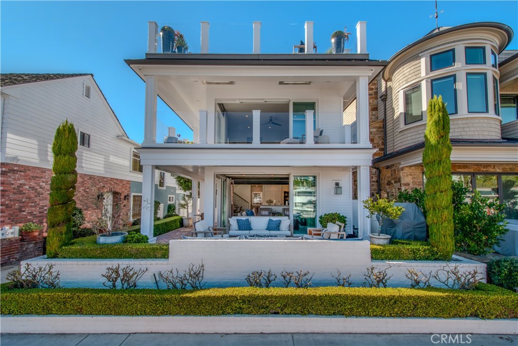 317 E Bay Front, Newport Beach CA 92662 - photo 3