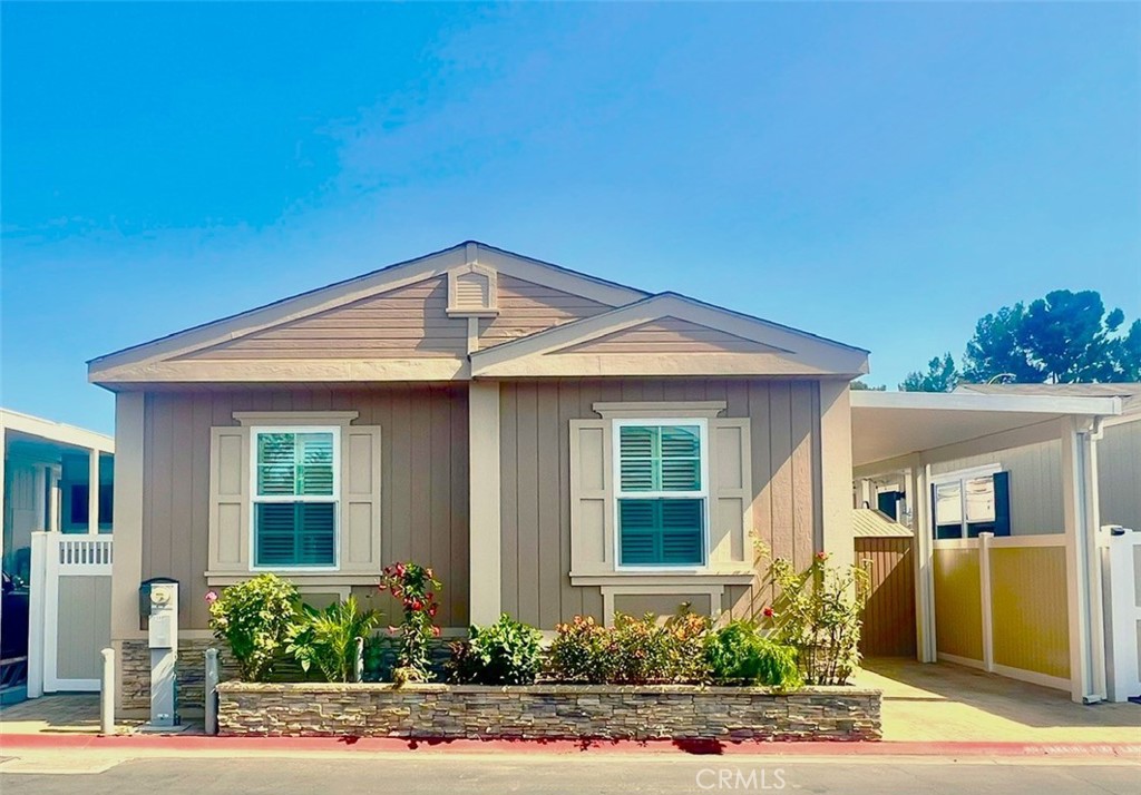 319 Concord, Newport Beach CA 92660 - photo 2