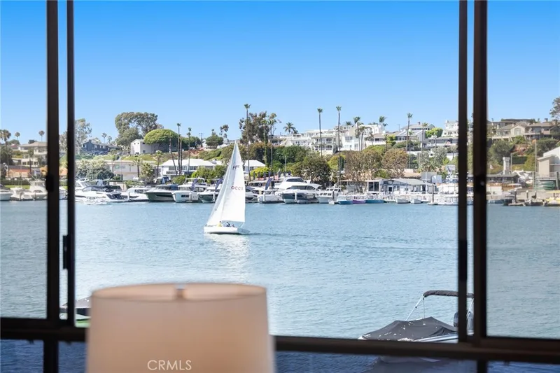 320 Via Lido Nord 3, Newport Beach, CA 92663