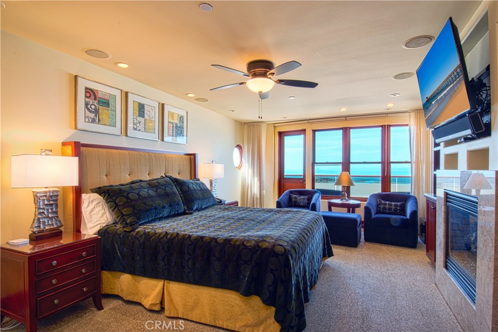 3204 W Oceanfront, Newport Beach CA 92663 - photo 10