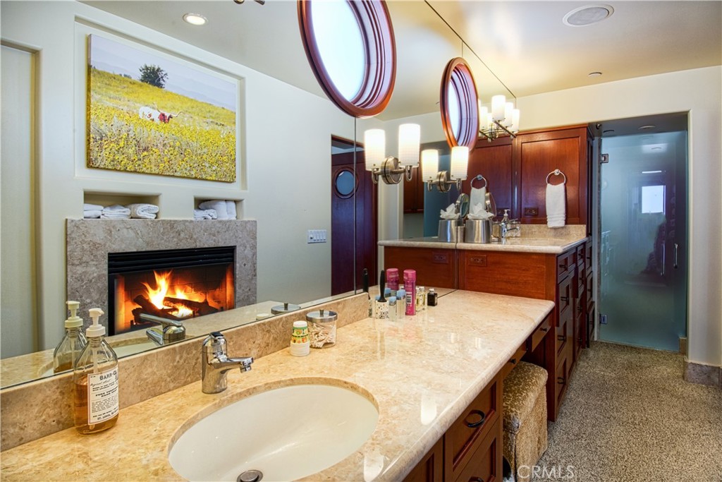 3204 W Oceanfront, Newport Beach CA 92663 - photo 12
