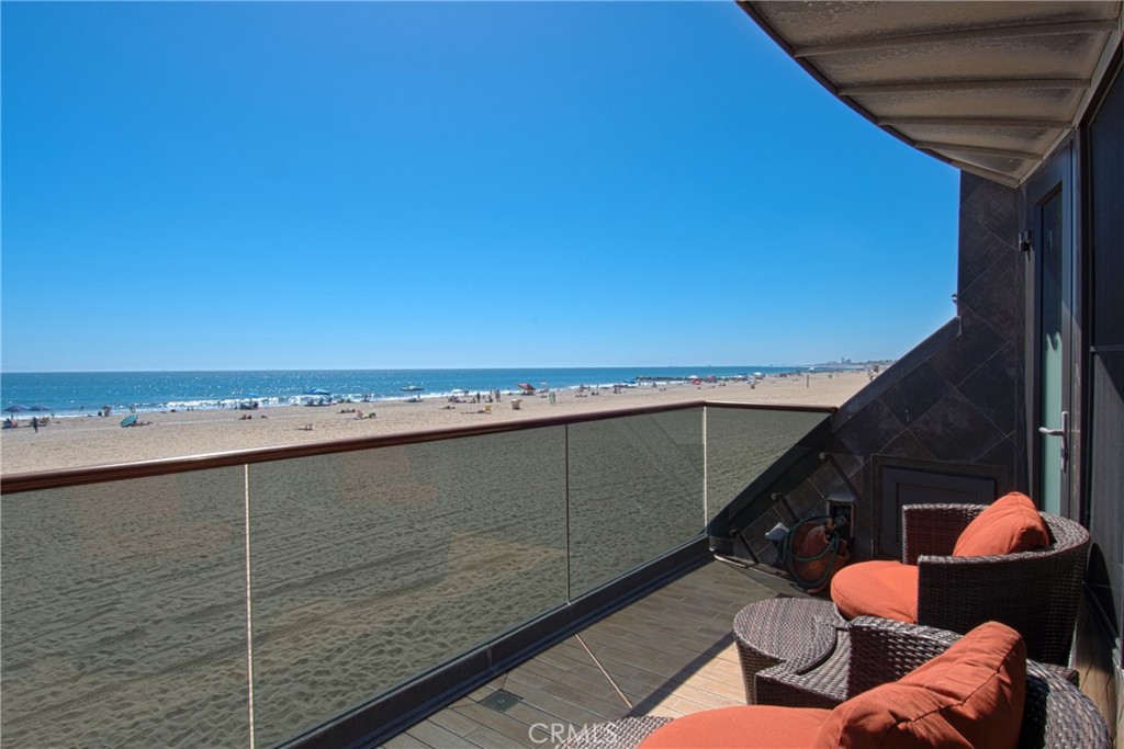 3204 W Oceanfront, Newport Beach CA 92663 - photo 15