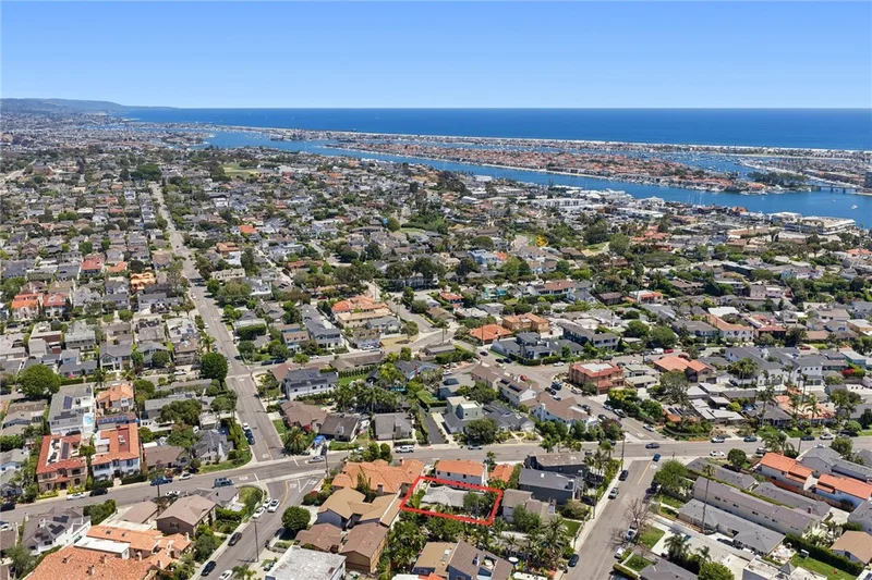 3214 Broad Street, Newport Beach