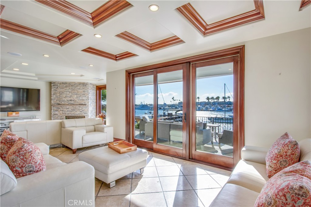 323 Via Lido Soud, Newport Beach CA 92663 - photo 18