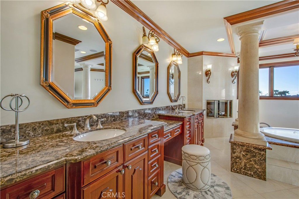 323 Via Lido Soud, Newport Beach CA 92663 - photo 30