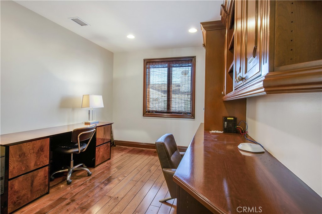 323 Via Lido Soud, Newport Beach CA 92663 - photo 32