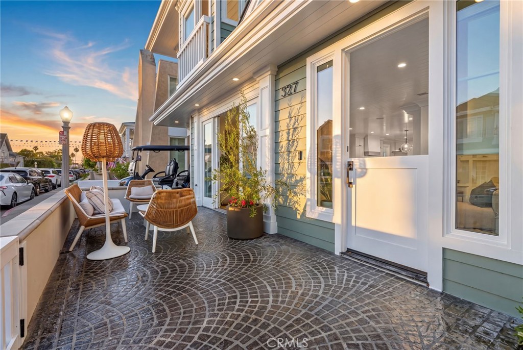 327 Amethyst, Newport Beach CA 92662 - photo 5