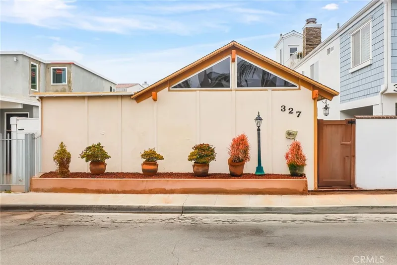 327 Walnut, Newport Beach, CA 92663