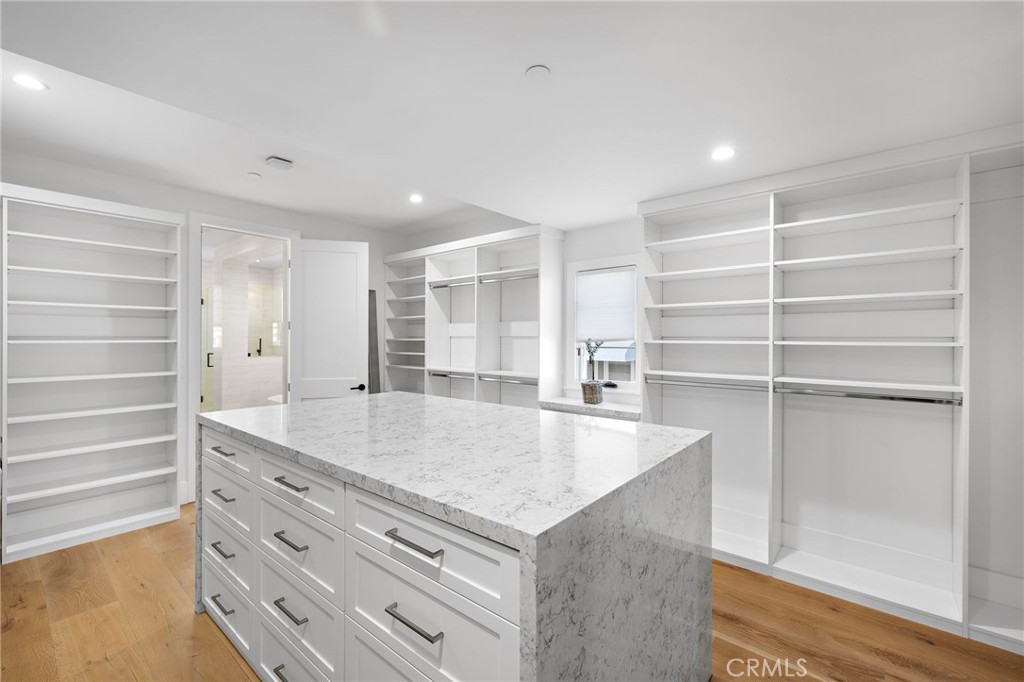 330 Onyx Avenue, Newport Beach CA 92662 - photo 16
