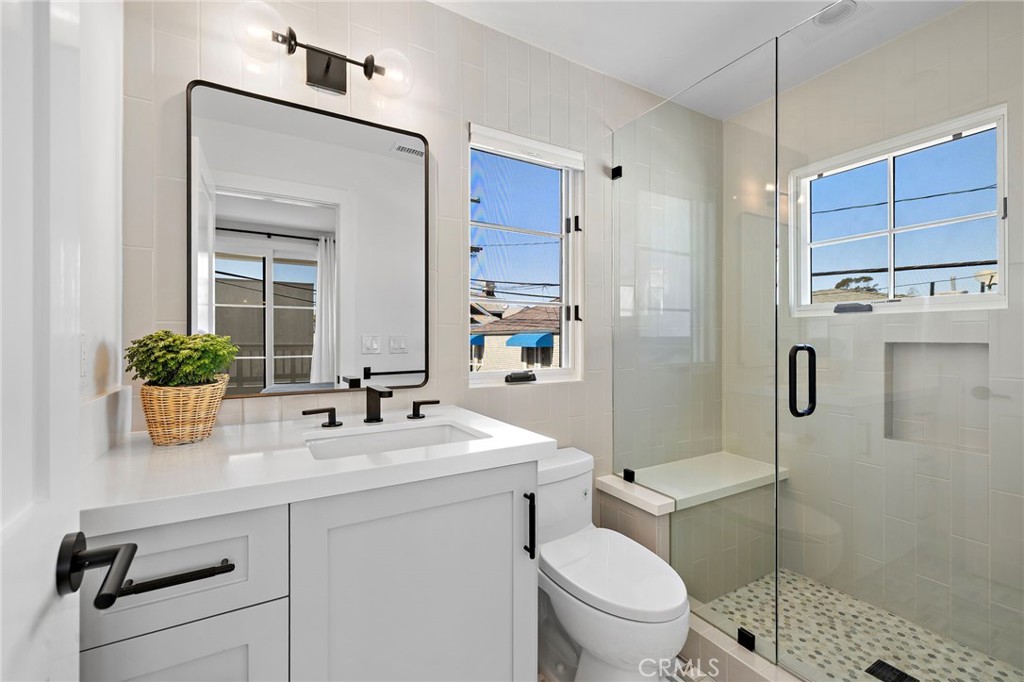 330 Onyx Avenue, Newport Beach CA 92662 - photo 18