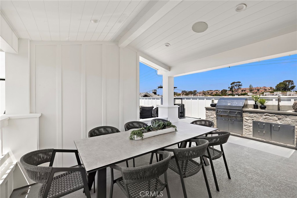 330 Onyx Avenue, Newport Beach CA 92662 - photo 23