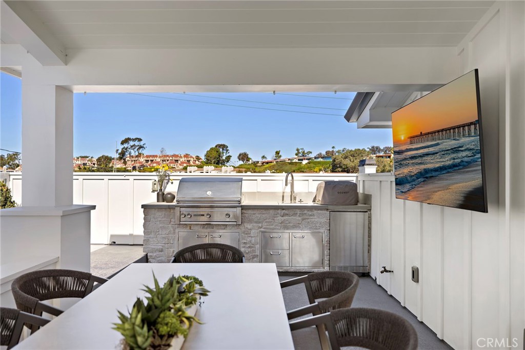 330 Onyx Avenue, Newport Beach CA 92662 - photo 24