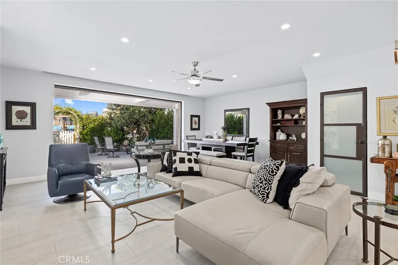 3304 Marcus, Newport Beach, CA 92663